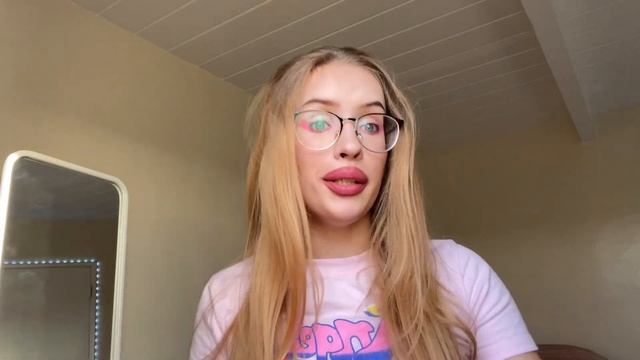 ТИПЫ ДЕВОЧЕК В АМЕРИКЕ смотреть онлайн
