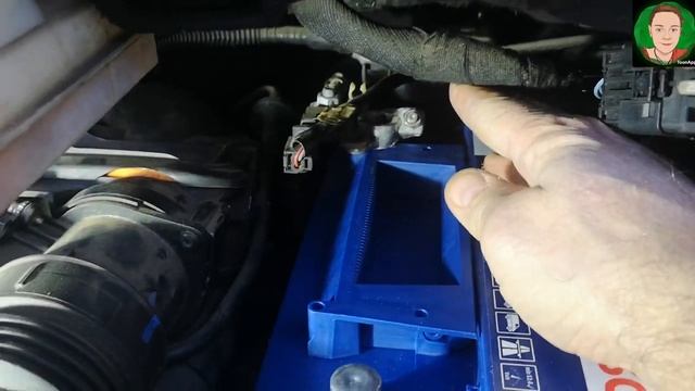 Je change la batterie d'un Peugeot 5008 1.6l hdi 110ch смотреть онлайн