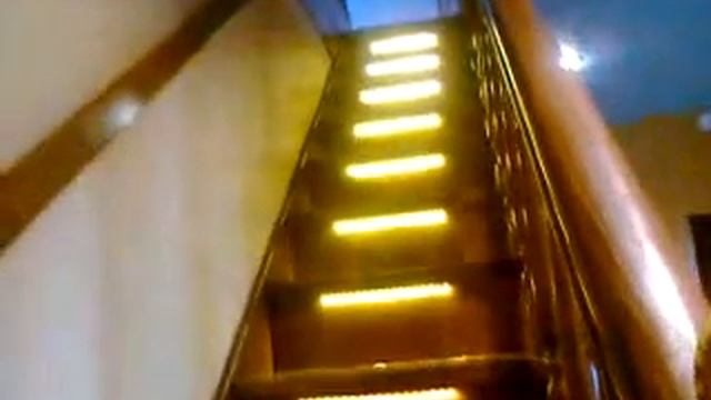 Подсветка лестницы на второй этаж смотреть онлайн