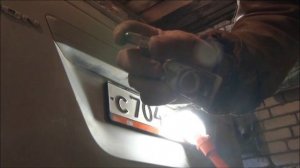 замена лампы освещение номера санг енг актион спорт.Ssang Yong Actyon