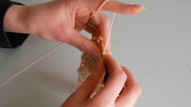 Crochet Scarf Tutorial 2018 | Crochet Rose Bud Scarf | One Row Repeat | Easy and Elegant смотреть онлайн