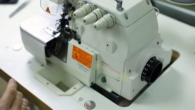 Плюсы и минусы промышленного оверлока Как правильно смазывать оверлок смотреть онлайн