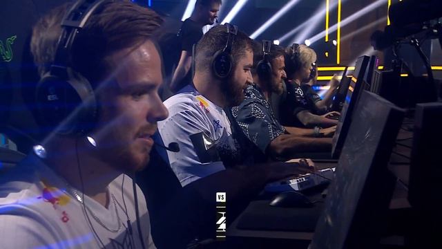 hades knife pashabiseps in cs2 showmatch | Gamers8 смотреть онлайн