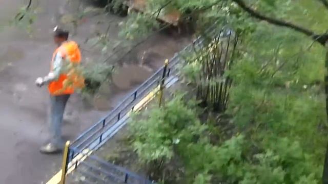 Ремонт ям на асфальте, Москва, Болотниковская, 24.05.13 смотреть онлайн