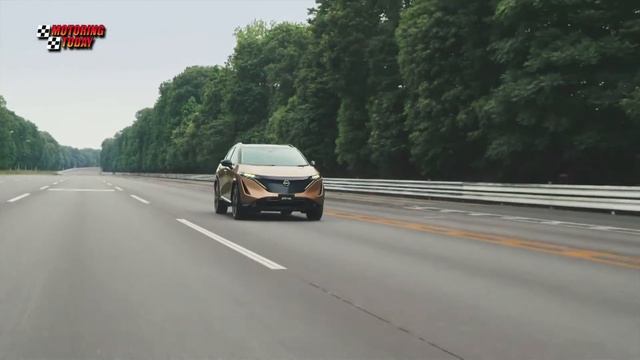 New Nissan Logo for Digital Age | Auto Industry News смотреть онлайн