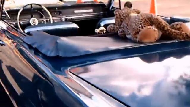 1964 Pontiac Parisienne Custom Sport Convertible Blu смотреть онлайн