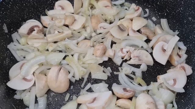 Подсели на КУРИЦУ по этому рецепту! Спасибо скажете, обед или ужин в одной сковороде! смотреть онлайн