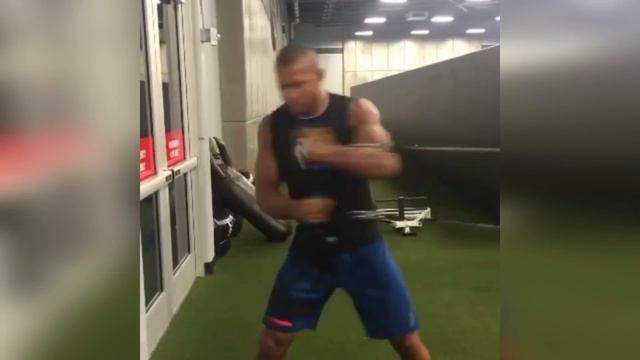 МОНСТР из UFC - Thiago Santos смотреть онлайн