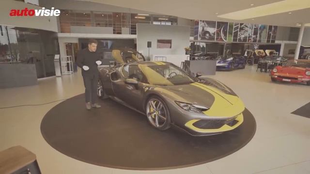 LIVE, de Ferrari 296 GTB | Sjoerds Weetjes #244 | Autovisie смотреть онлайн