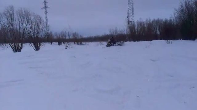 BRP TUNDRA WT 550 проверяем сугробы смотреть онлайн