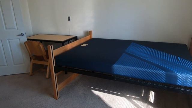 University Housing tour of Grand Strand, Low Country and Sandhills Communities at University Place. смотреть онлайн