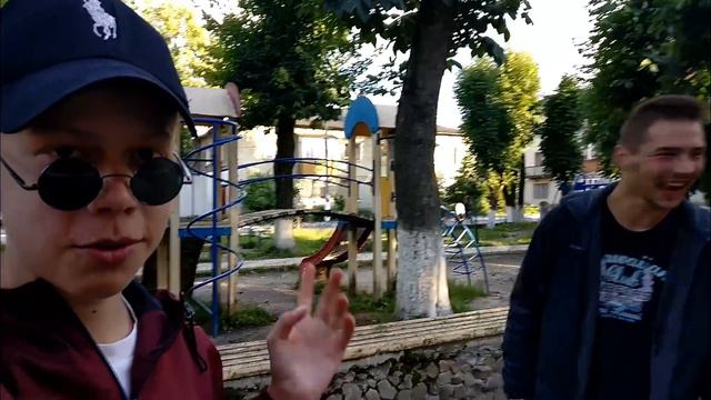 ПОСЛЕ ТОГО КАК МЕНЯ НАКОРМИЛИ ЧЕРНЫМ МОРОЖЕНЫМ | ЧТО-ТО ПОШЛО НЕ ТАК смотреть онлайн