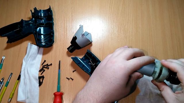 Аккумуляторный ударный гайковерт HAMMER ACD120LE PREMIUM смотреть онлайн