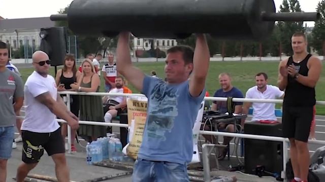 Силовая площадка Центра Спортивных Единоборств города Усть-Лабинск смотреть онлайн