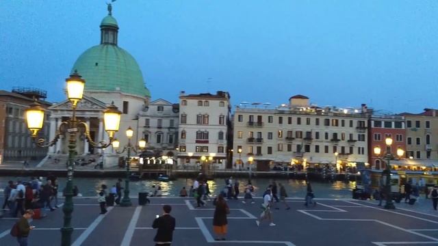 Venice Santa Lucia Station смотреть онлайн