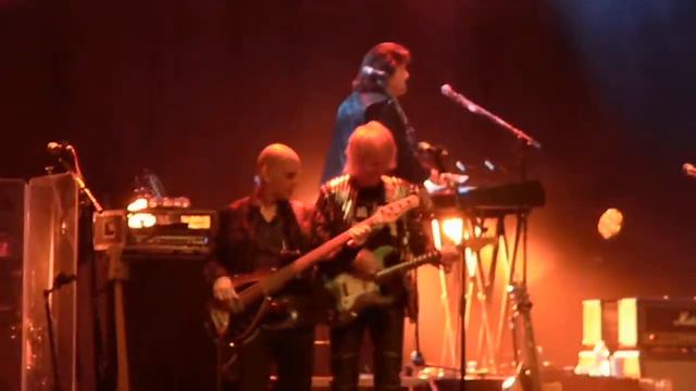 The Alan Parsons Project performs "I Robot" Sun 6-3-18 Kansas City смотреть онлайн
