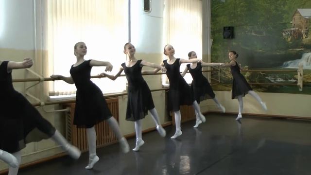 Выпускной экзамен по классическому танцу смотреть онлайн