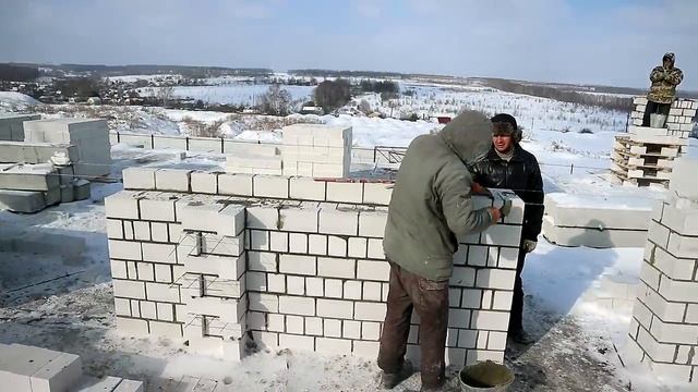 Дом 11 кладка стен 2 ого этажа Северная Мыза