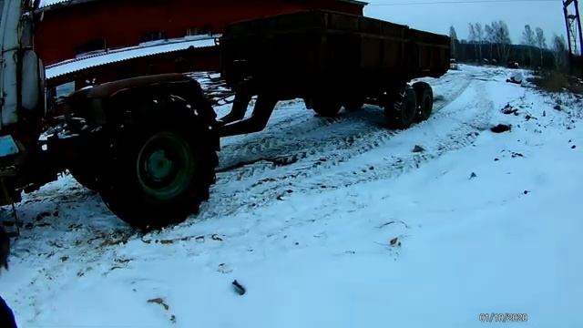 Заводим МТЗ -80 ДТ -75 на ремонт смотреть онлайн
