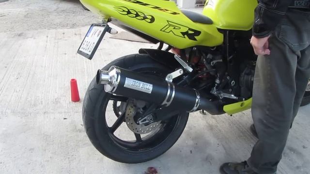 CBR 900 zvuk motora. смотреть онлайн