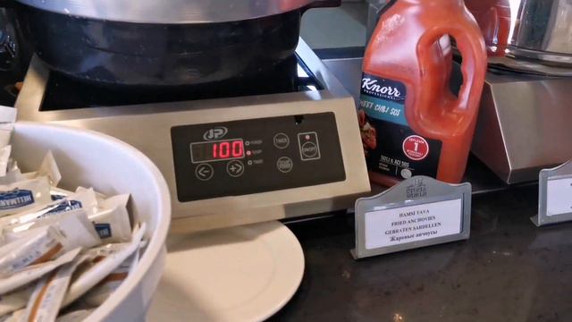 Utopia World Hotel 5* - Перекус после обеда до ужина главный ресторан. Турция.