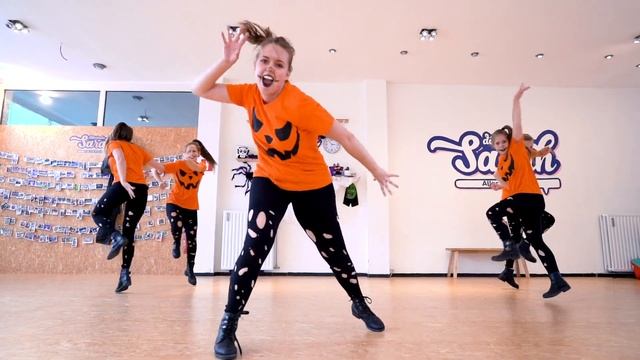 THIS IS HALLOWEEN - DANNY ELFMAN | Dance Video | Choreography | Just Dance смотреть онлайн