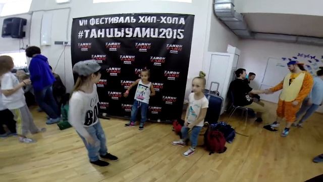 Кривляшки дизиков на "Танцах улиц" в г. Тюменю май 2015 г. #Hip-Hop - #Dance смотреть онлайн