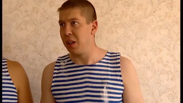 Шматко ремонтирует квартиру. Приколы Солдаты.