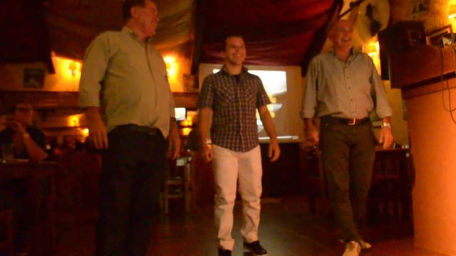 Nicolas Medina cantando "Me sube la bilirrubina" смотреть онлайн