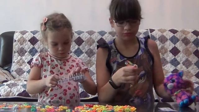 Мастерская от Ники Китай глазами русской девочки Плетение из резинок смотреть онлайн