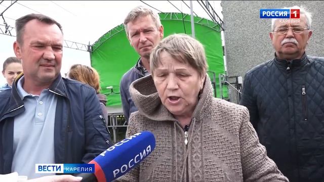 В редакцию "Вестей" за помощью обратились жители поселка Янишполе смотреть онлайн