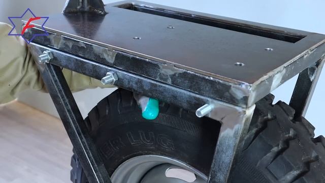 Homemade Awesome Trike 200cc Using A Car Wheel смотреть онлайн