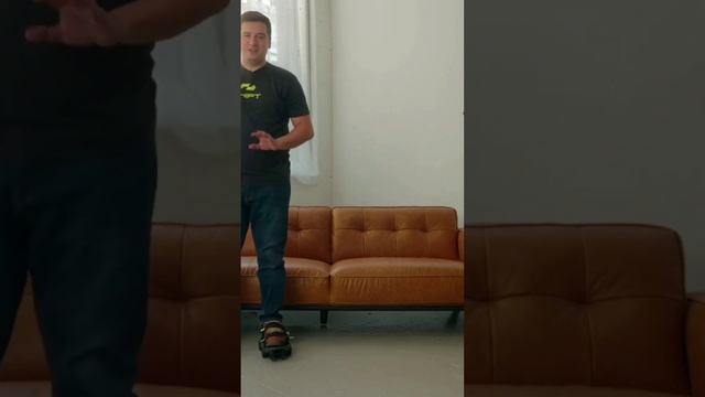 Кроссовки на аккумуляторах