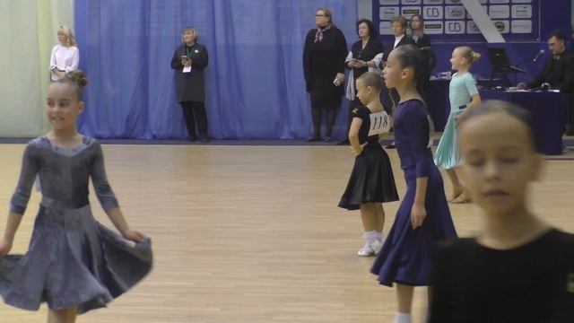 Dance-Ural-2019 Финал Дети 2+1 6 т. Соло - Мери Федюнина, ТСК Голден Грация смотреть онлайн