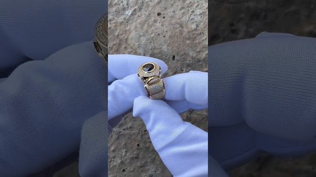 Мужской перстень из желтого золота ручной работы от компании Mary Jewelry #ювелирныеукрашения смотреть онлайн