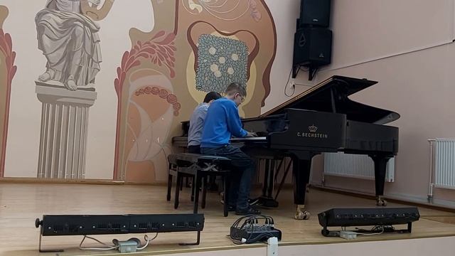 В.Биберган «Полька - бабочка» смотреть онлайн