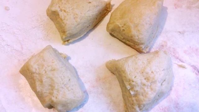 Рогалики с творогом, ПРОСТО И БЫСТРО смотреть онлайн