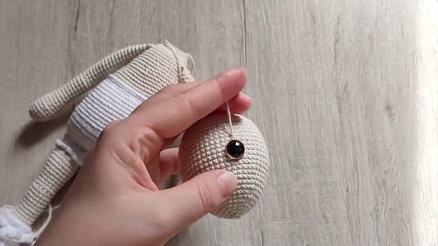 Зайка от Антуанетты|| Попетельный мастер класс крючком|| Часть 5 || Голова || смотреть онлайн