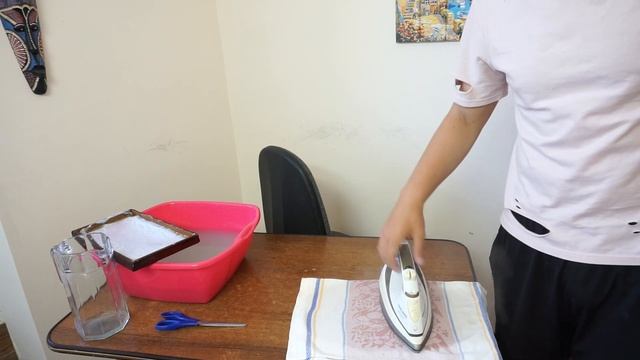 Пробую сделать БУМАГУ ИЗ ТРАВЫ И Листов Тетрадки! смотреть онлайн