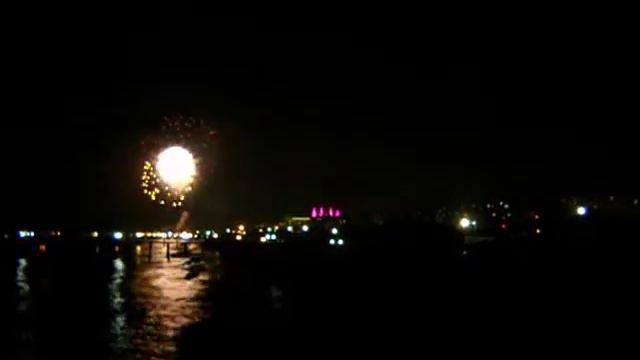 Салют в Royal Holiday (Турция) - Fireworks in Royal Holiday (Turkey) смотреть онлайн