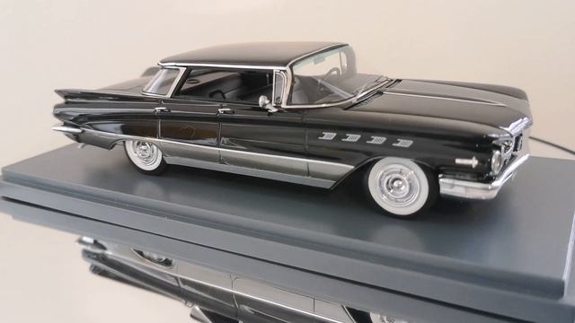 Neo Scale Models Buick Electra 225 1:43 Modelcar