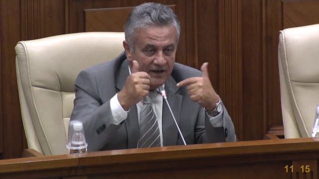 Вопросы депутата от ПКРМ Олега Рейдмана, адресованные депутату Сергею Сырбу смотреть онлайн