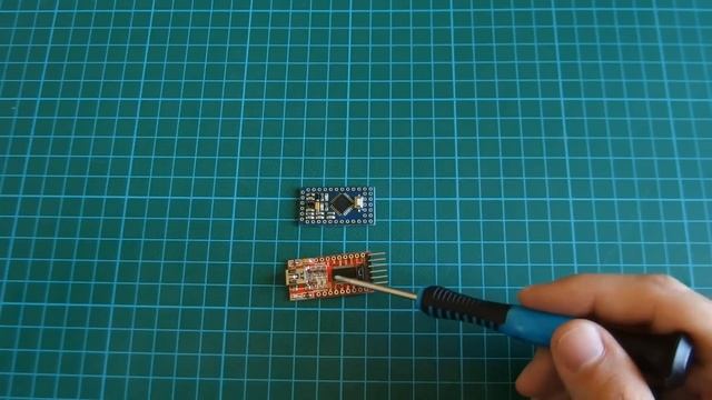 Arduino Tutorial: How to program the Arduino PRO mini смотреть онлайн