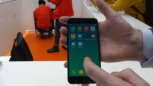 Xiaomi MI 6 - Anteprima al MWC 2018 смотреть онлайн