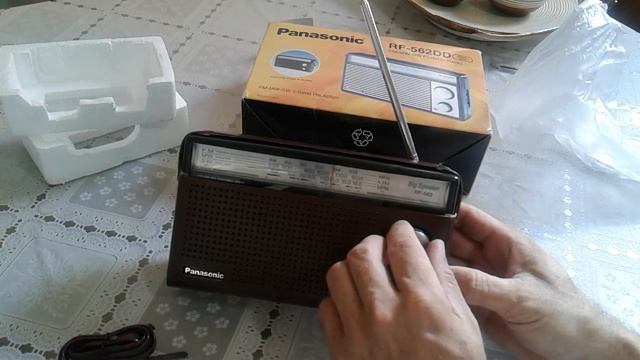 Rádio Panasonic RF-562DD FM-MW -SW