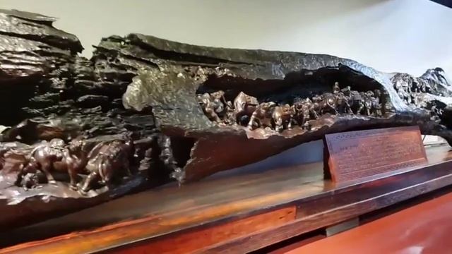 Удивительная коллекция деревянных фигур Чжухай, Китай смотреть онлайн