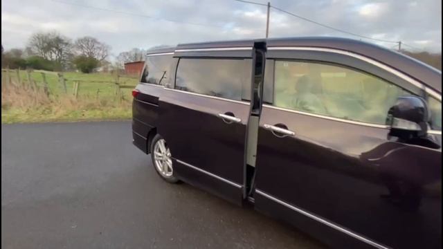 Nissan Elgrand VIP Edition смотреть онлайн
