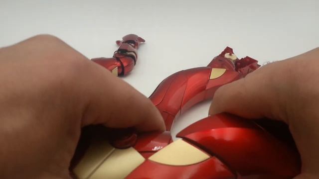 Iron man Tutte le soluzioni per migliorare la funzionalità e la stabilità dell'armatura! De Agostin смотреть онлайн