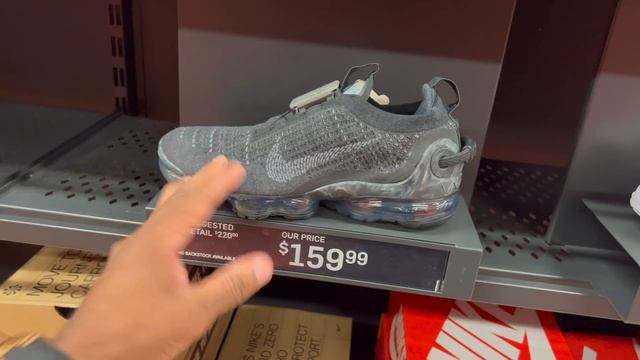 One of the BEST Nike Outlets in Orlando смотреть онлайн