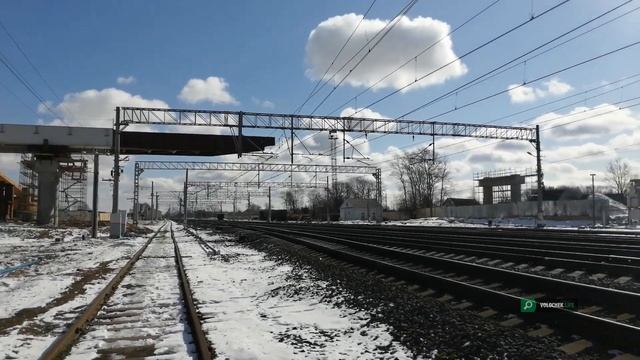 Работы по надвигу пролётного строения над путями Октябрьской железной дороги на путепроводе продолж смотреть онлайн